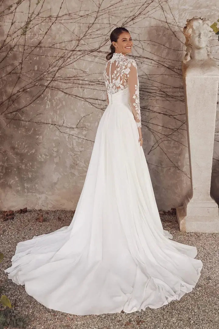 Abriana wedding dress product view 4 | ForeverSolesBride
