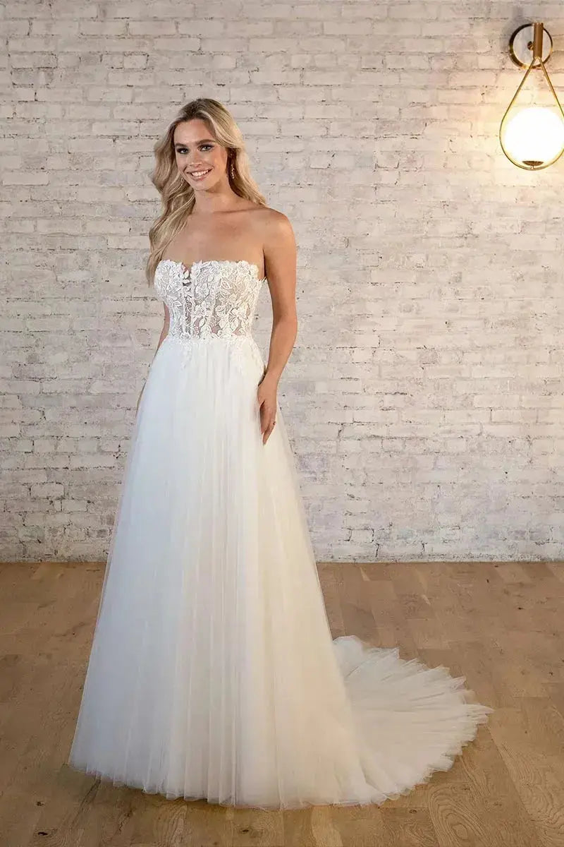 Adelina wedding dress product view 2 | ForeverSolesBride