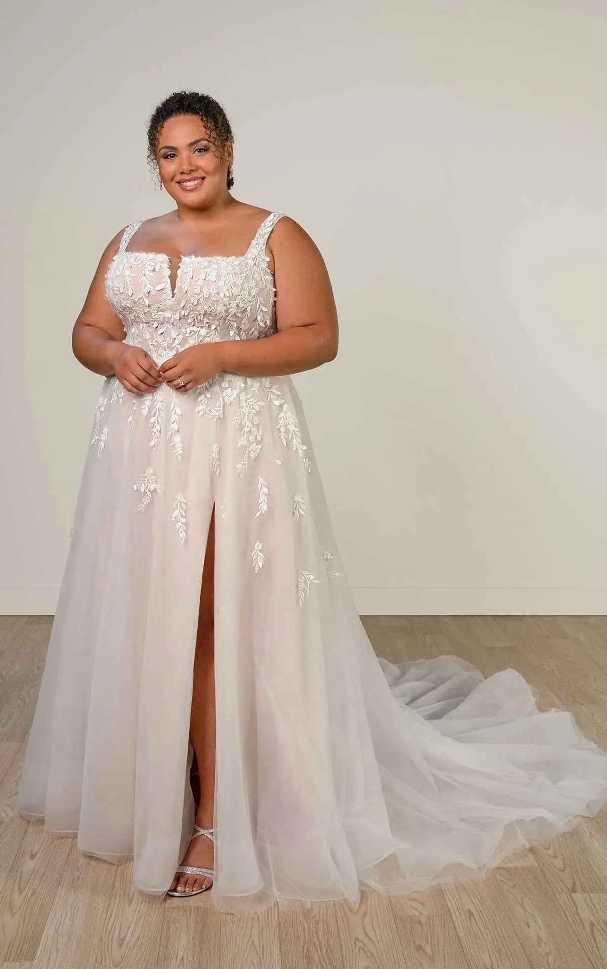 Adeline wedding dress product view 3 | ForeverSolesBride