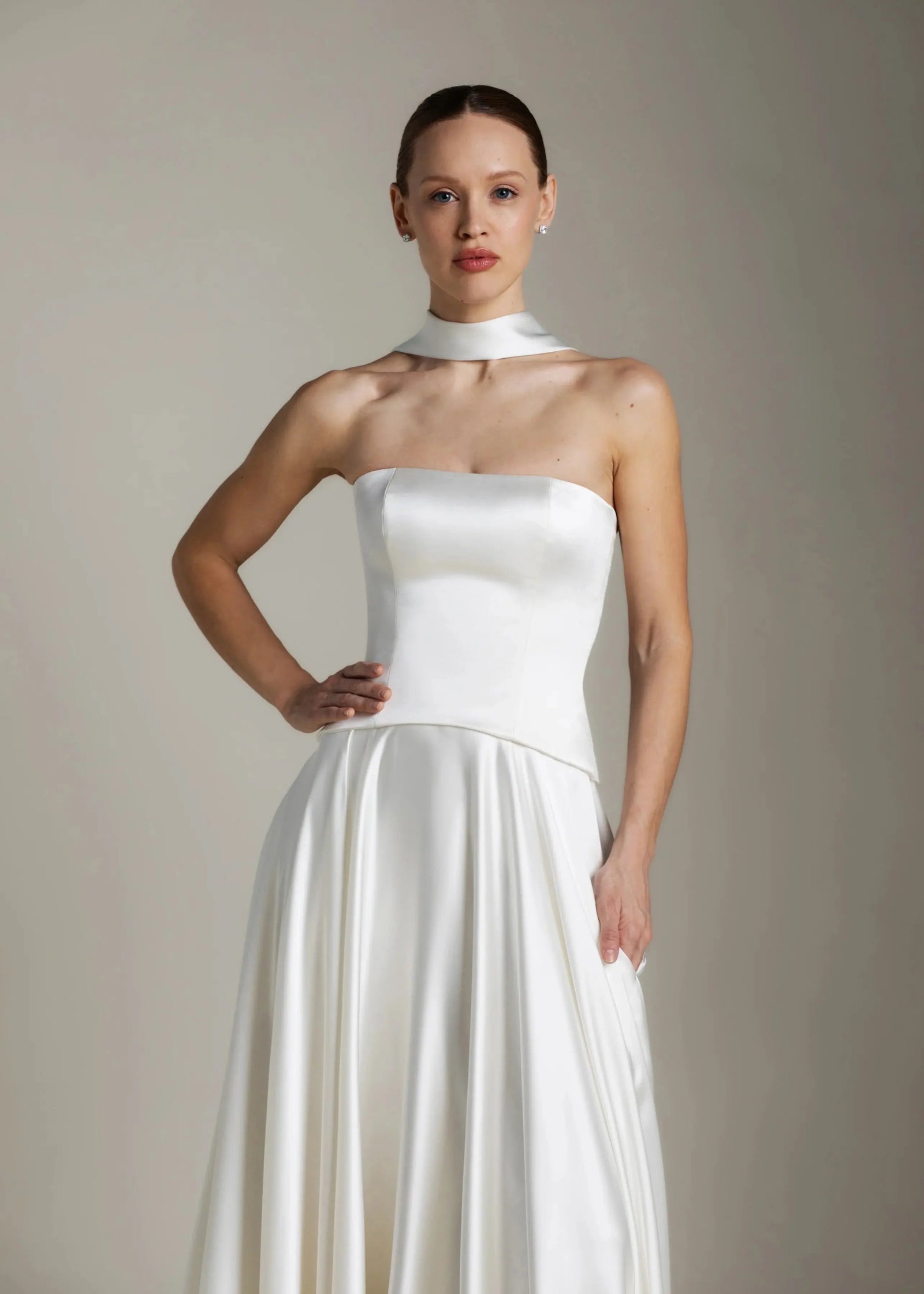 Aitana wedding dress product view 2 | ForeverSolesBride
