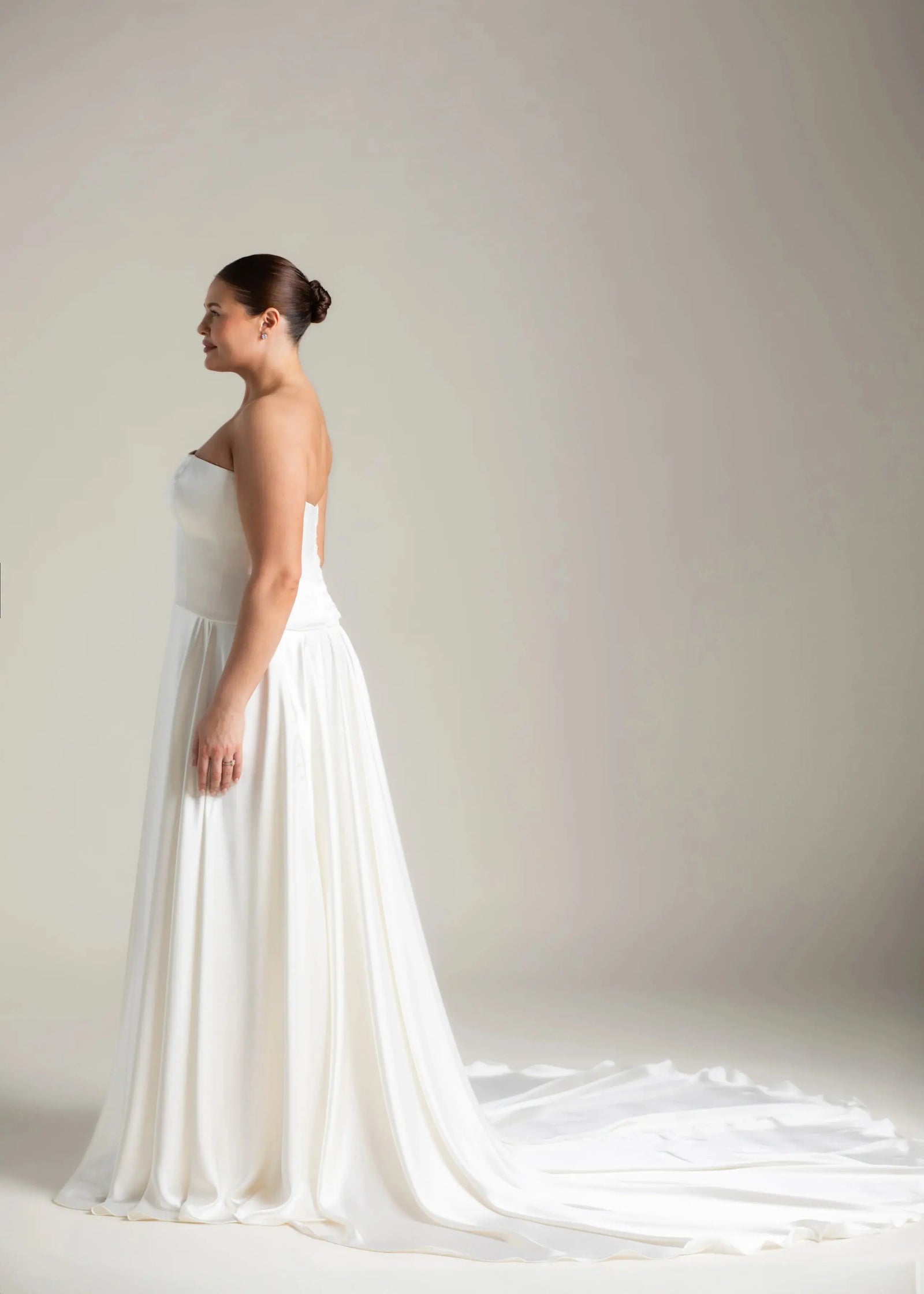 Aitana wedding dress product view 4 | ForeverSolesBride
