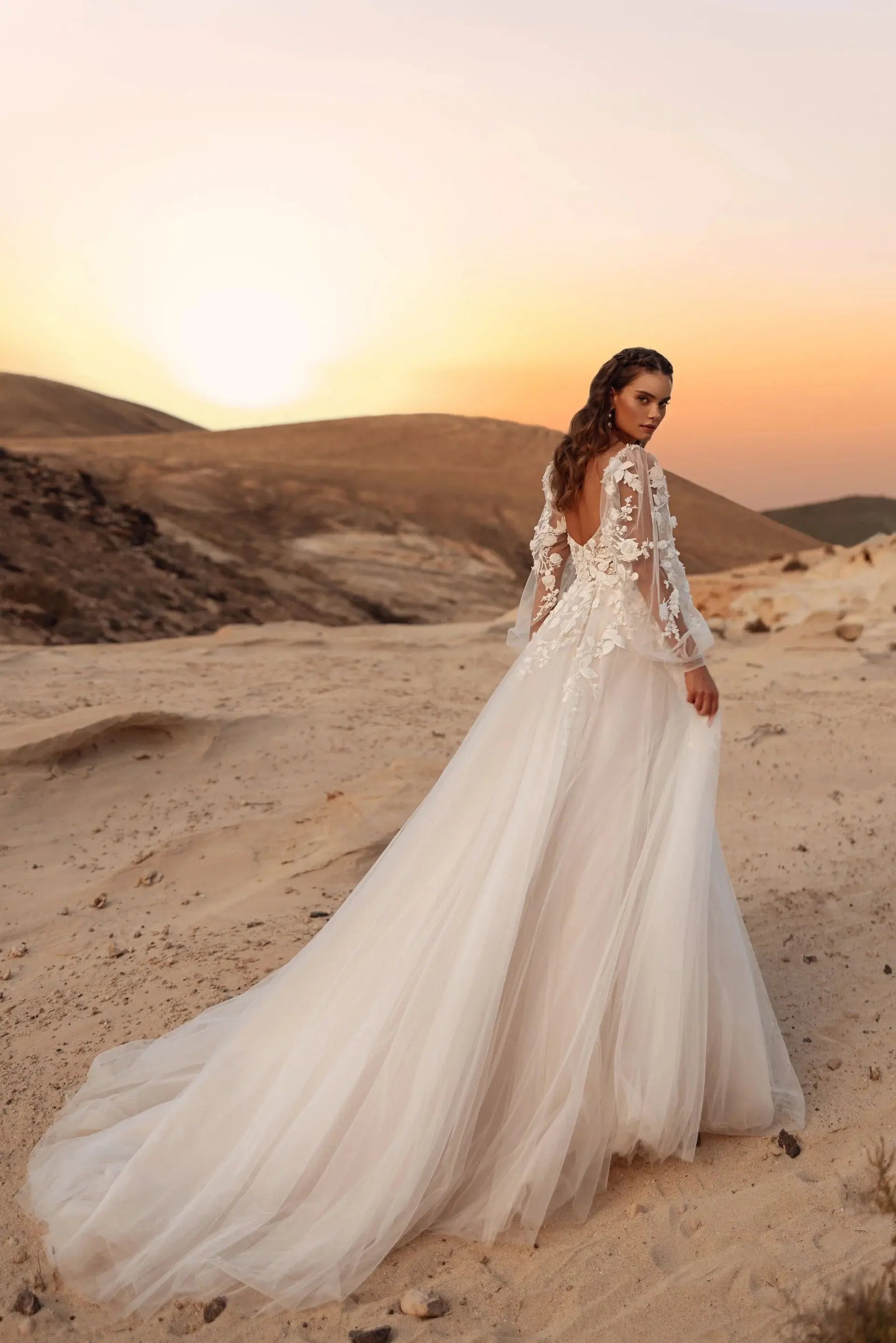 Alia Lace wedding dress product view 4 | ForeverSolesBride