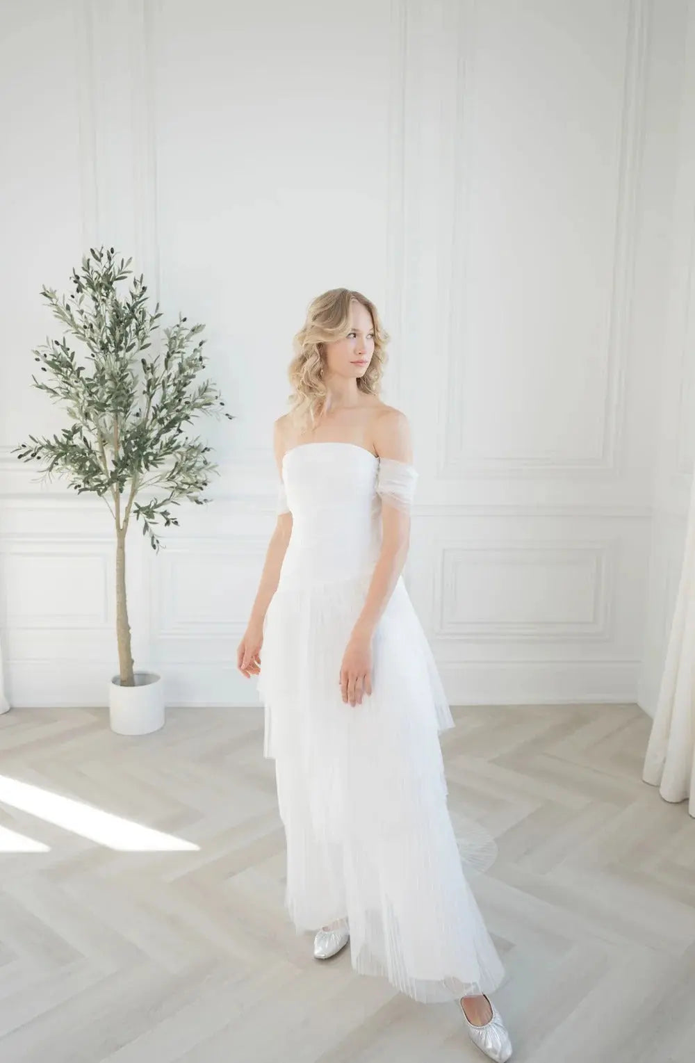 Amelia Tulle wedding dress product view 2 | ForeverSolesBride