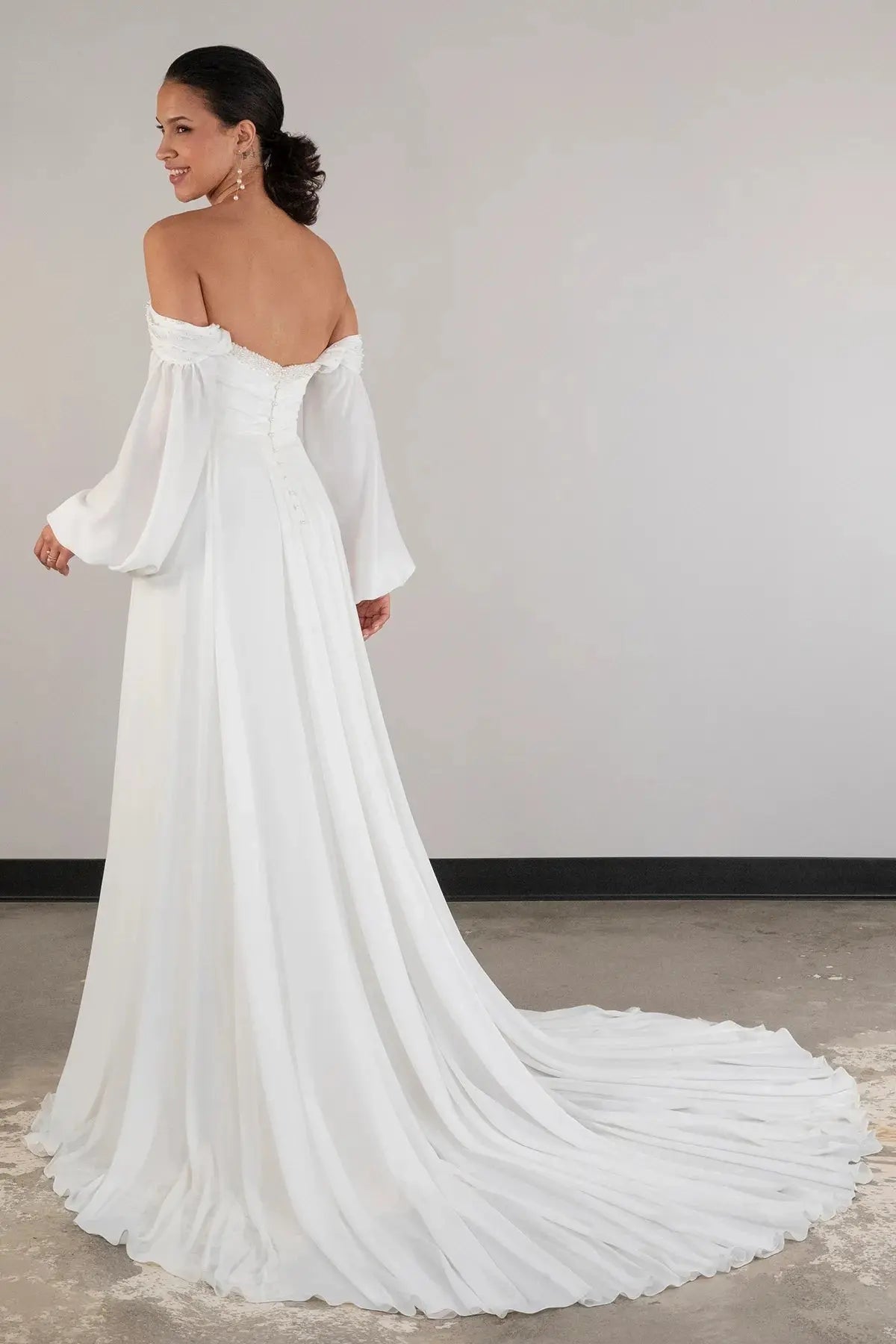 Bonnie wedding dress back view | ForeverSolesBride