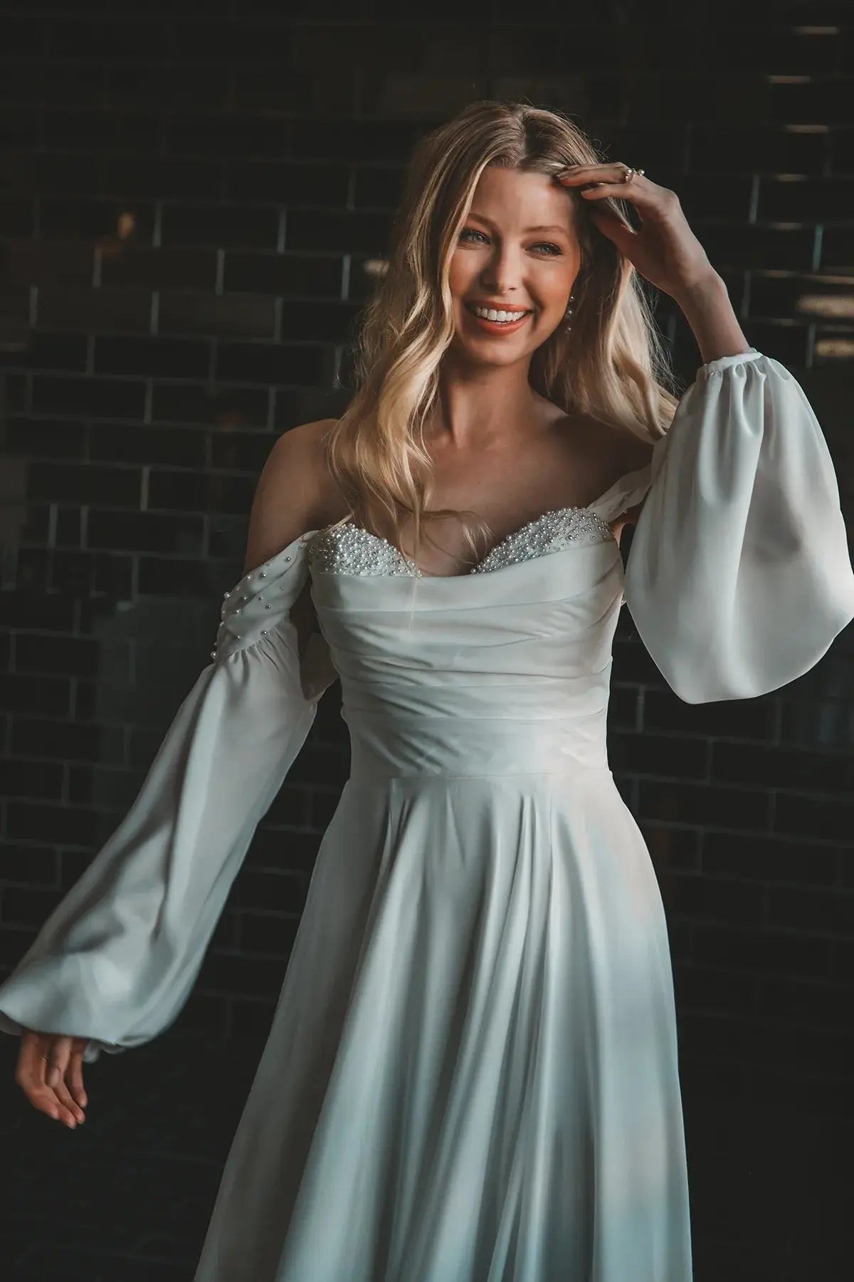 Bonnie wedding dress product view 5 | ForeverSolesBride