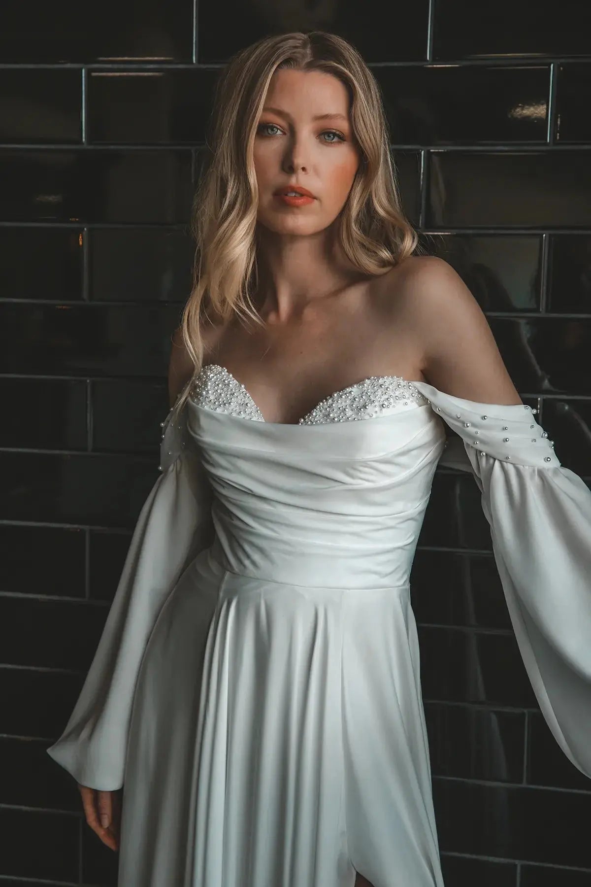 Bonnie wedding dress product view 6 | ForeverSolesBride