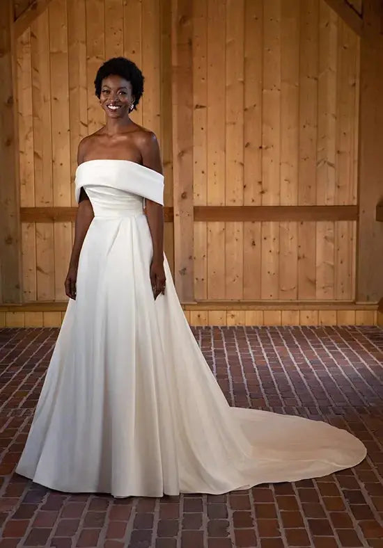 Bridget wedding dress product view 5 | ForeverSolesBride