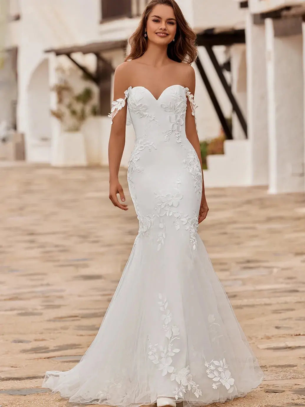 Dixie wedding dress product view 2 | ForeverSolesBride