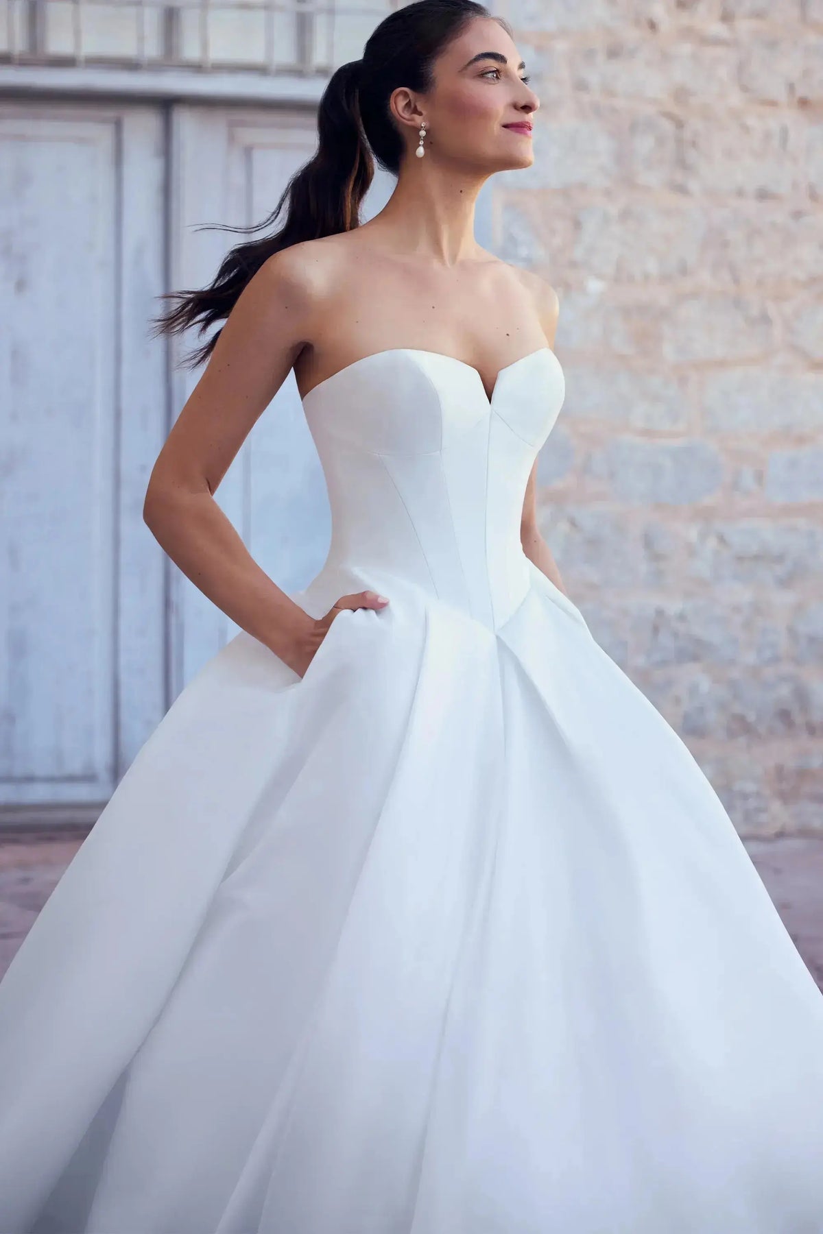 Elli wedding dress product view 5 | ForeverSolesBride