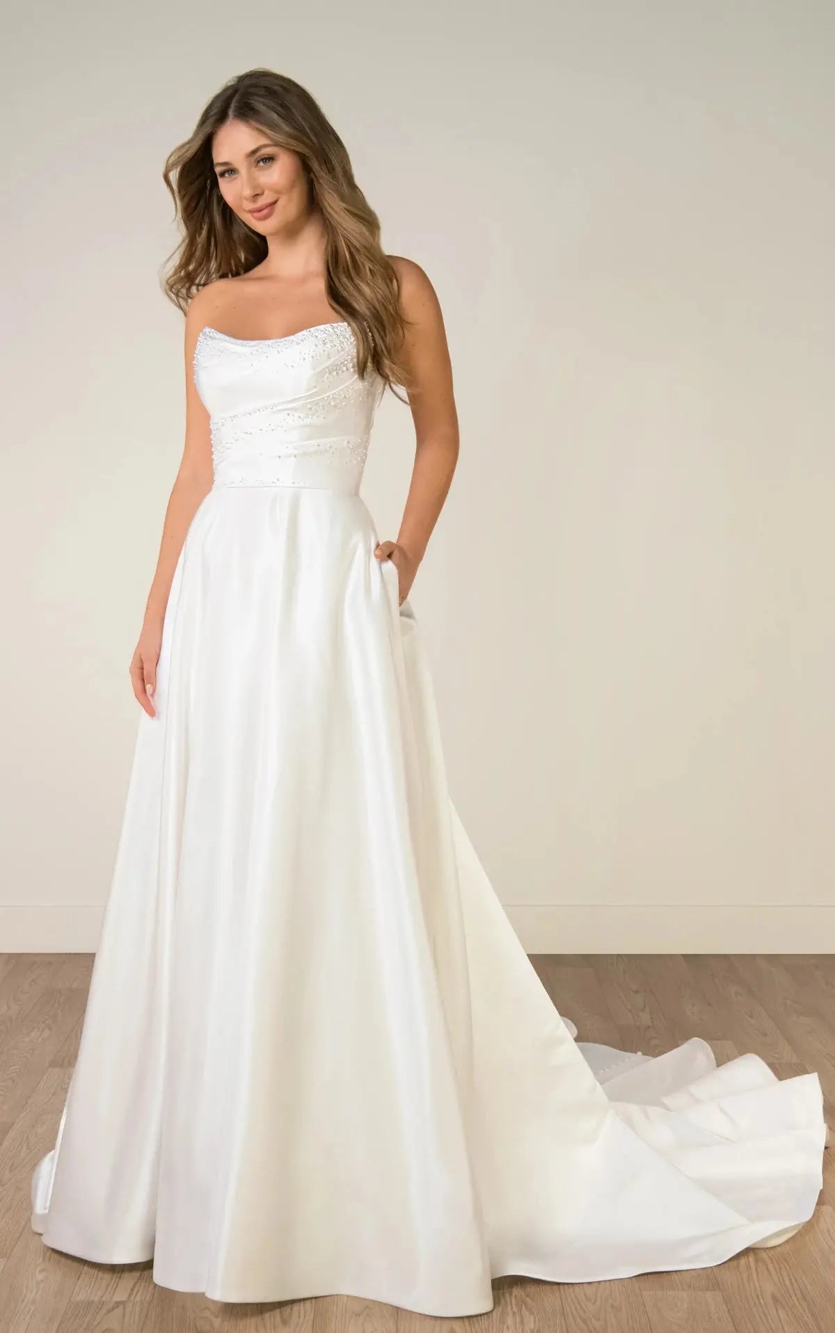 Evie Sy8318 wedding dress product view 5 | ForeverSolesBride