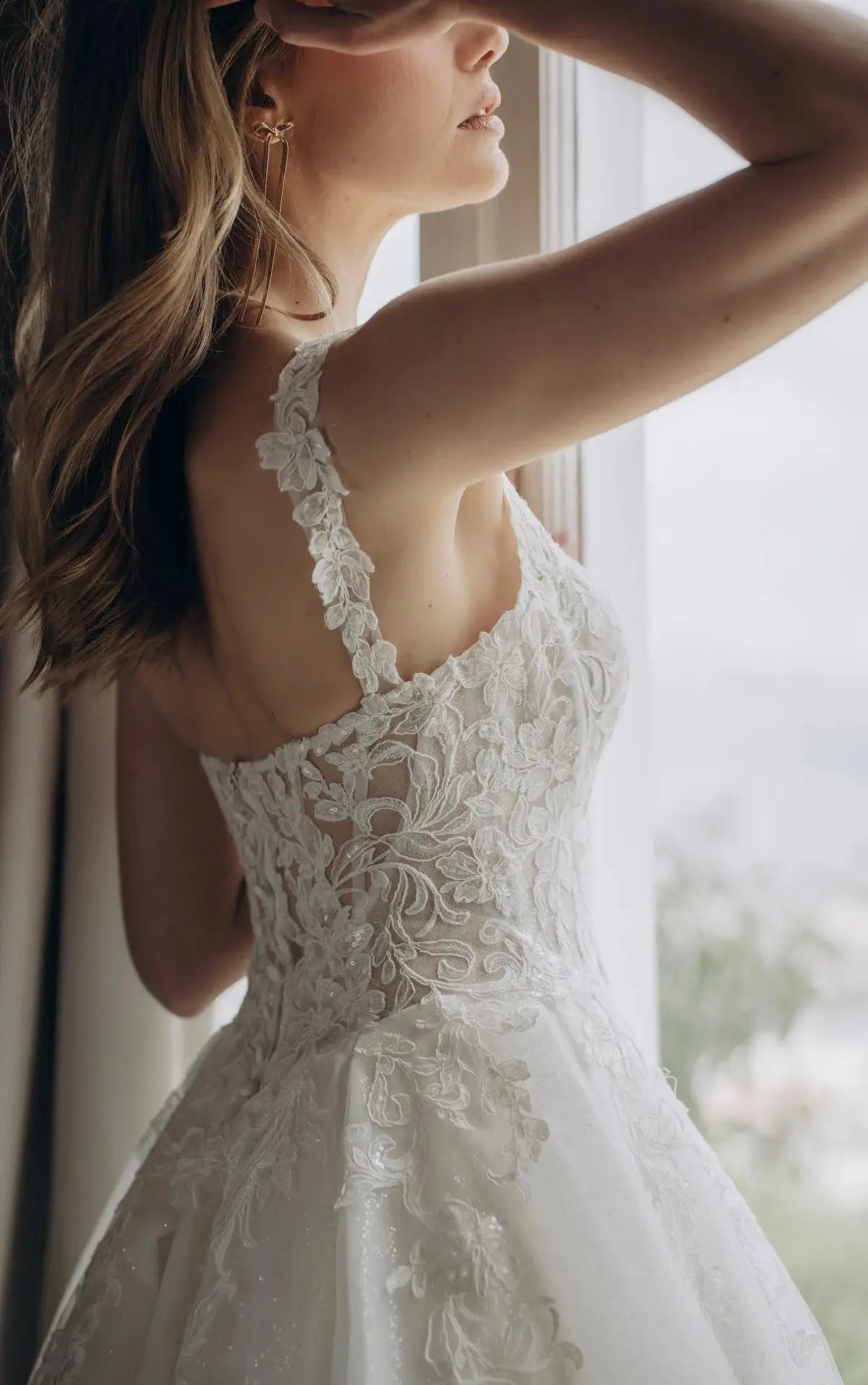 Hallie Sy8314 wedding dress product view 6 | ForeverSolesBride