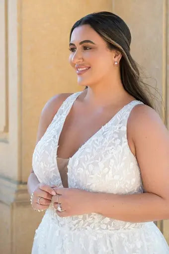Hattie wedding dress product view 12 | ForeverSolesBride