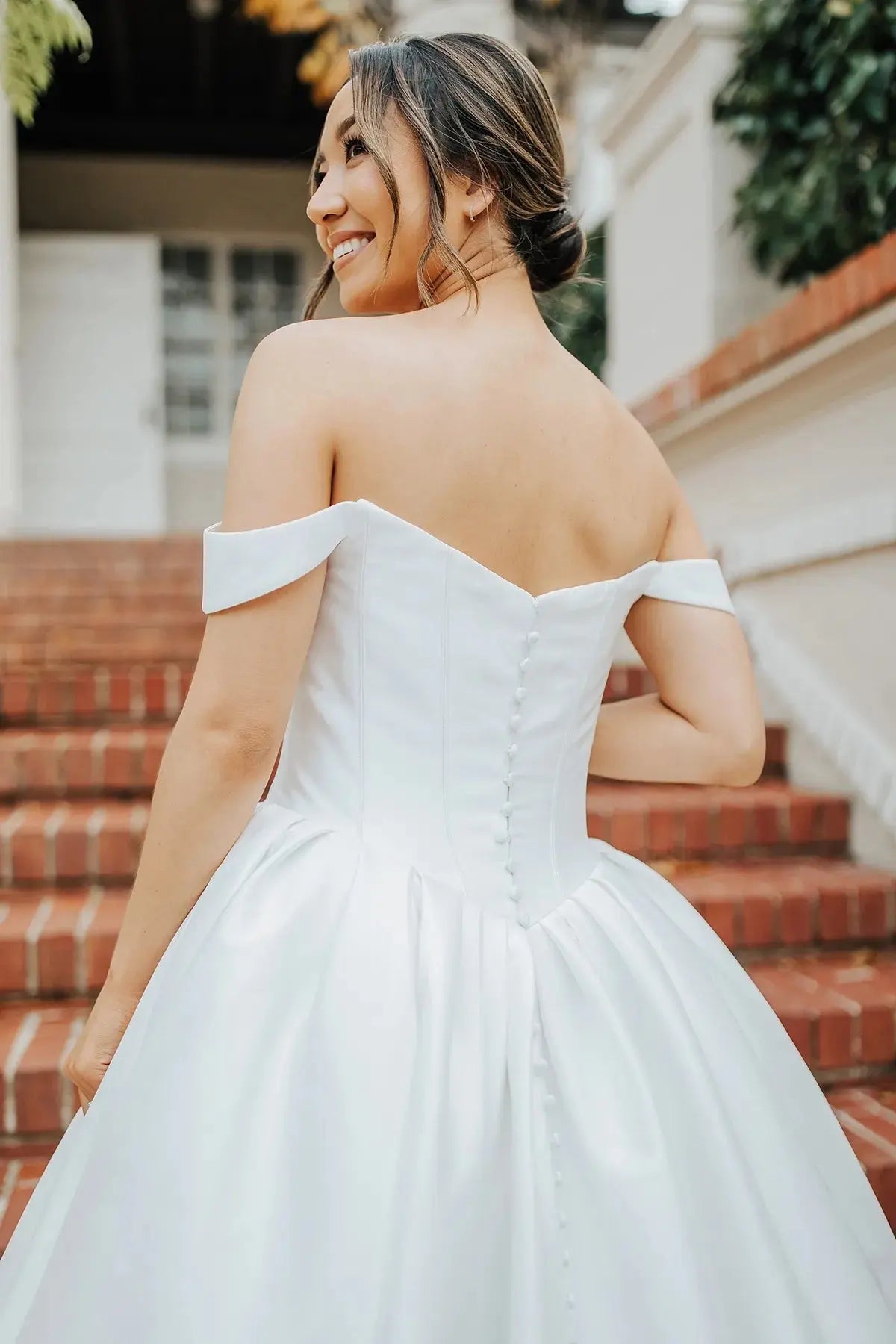 Holly wedding dress product view 9 | ForeverSolesBride