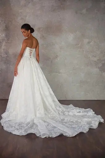Isadora wedding dress back view | ForeverSolesBride