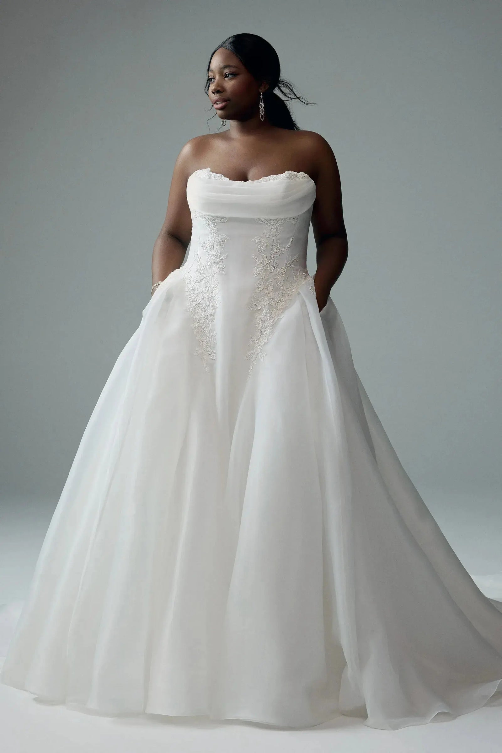 Joy wedding dress product view 2 | ForeverSolesBride