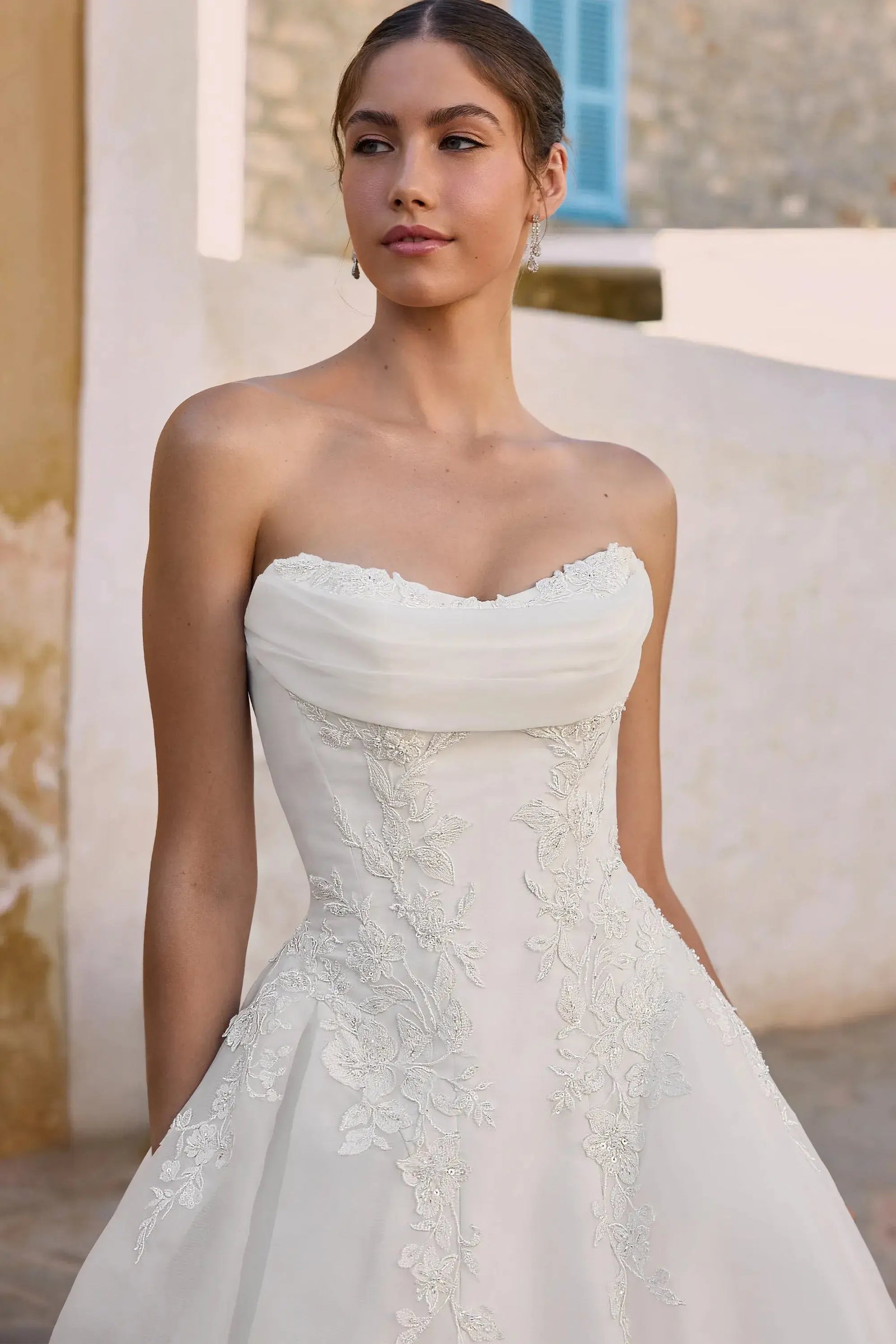Joy wedding dress product view 4 | ForeverSolesBride