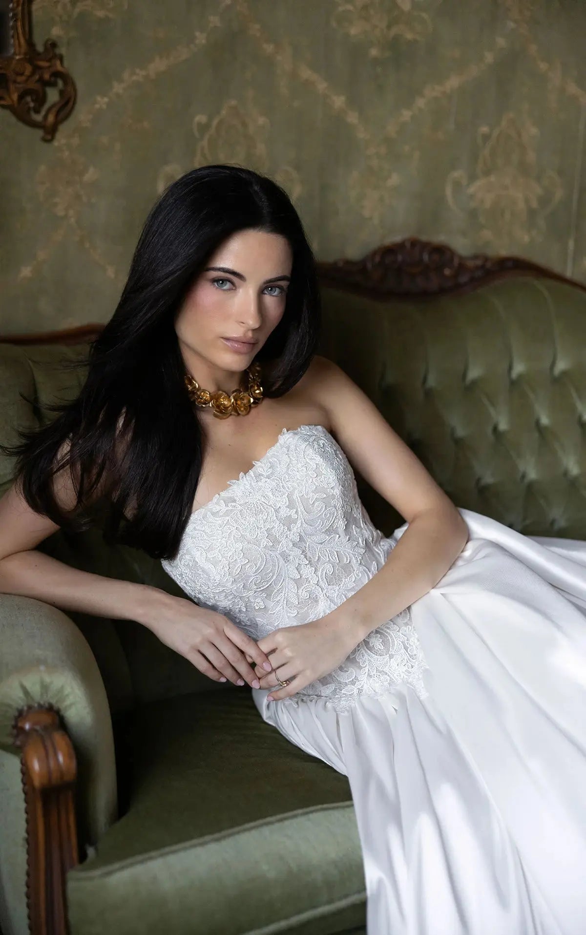 Kiki wedding dress product view 3 | ForeverSolesBride