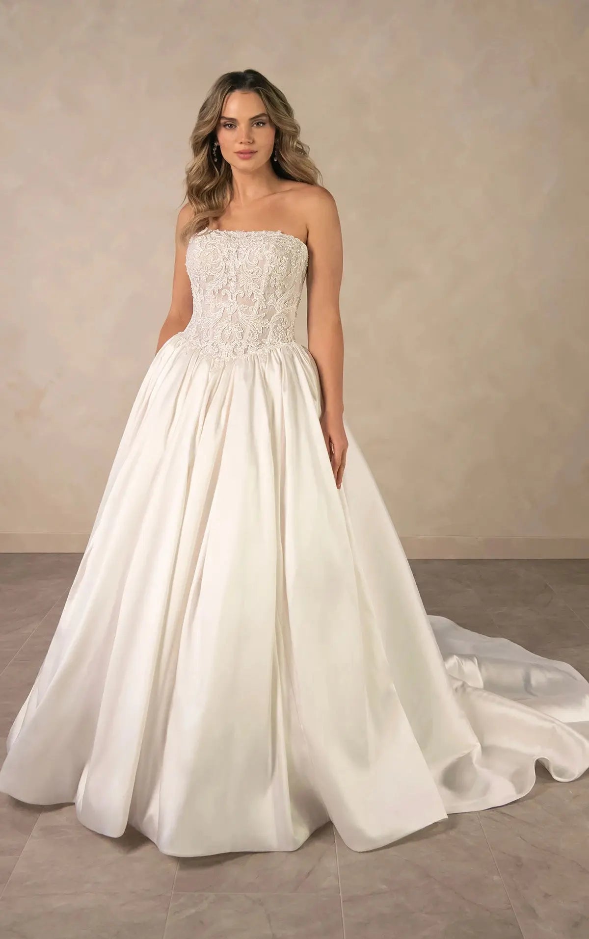 Kiki wedding dress product view 5 | ForeverSolesBride