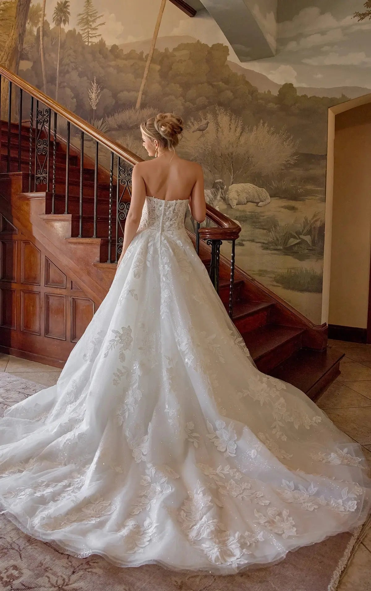 Lily wedding dress product view 3 | ForeverSolesBride