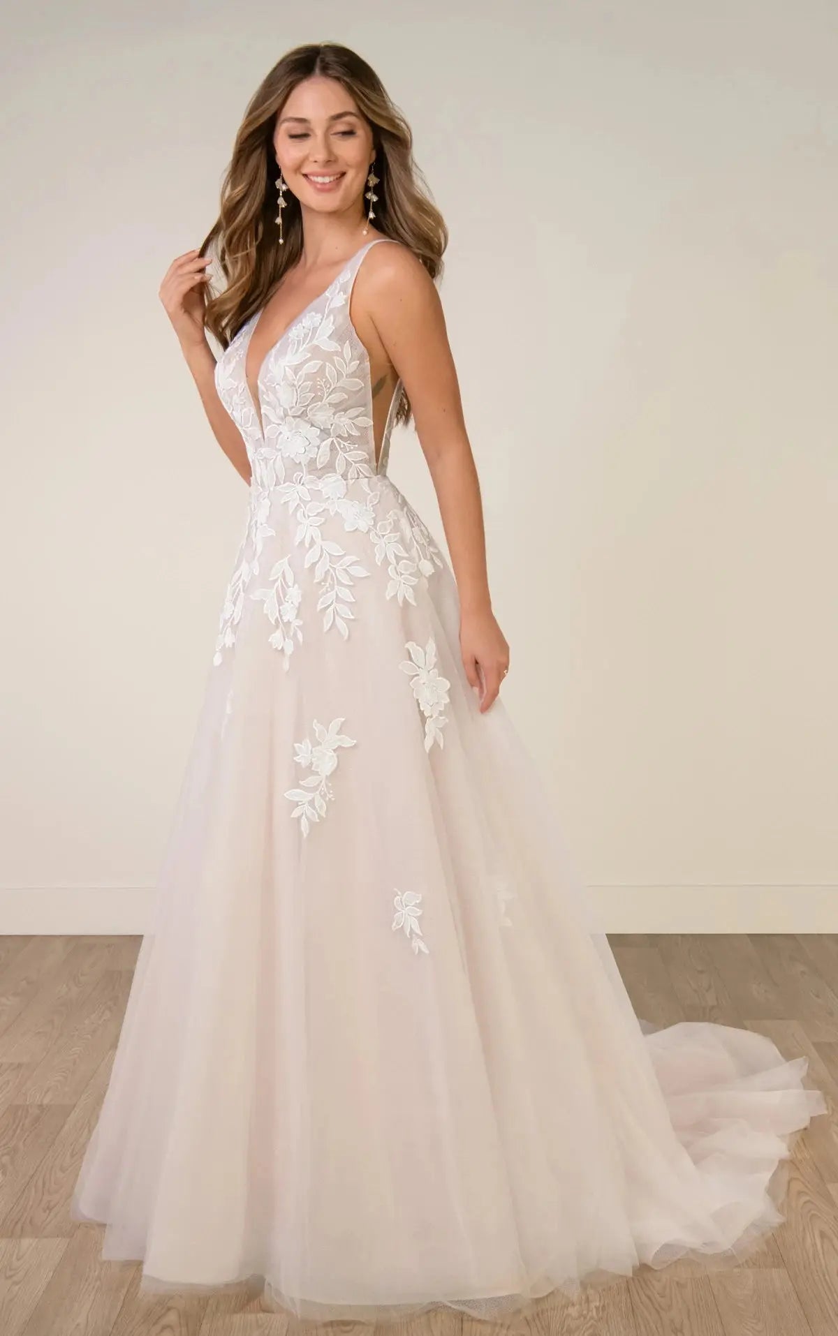 Nala Sy8316 wedding dress product view 6 | ForeverSolesBride