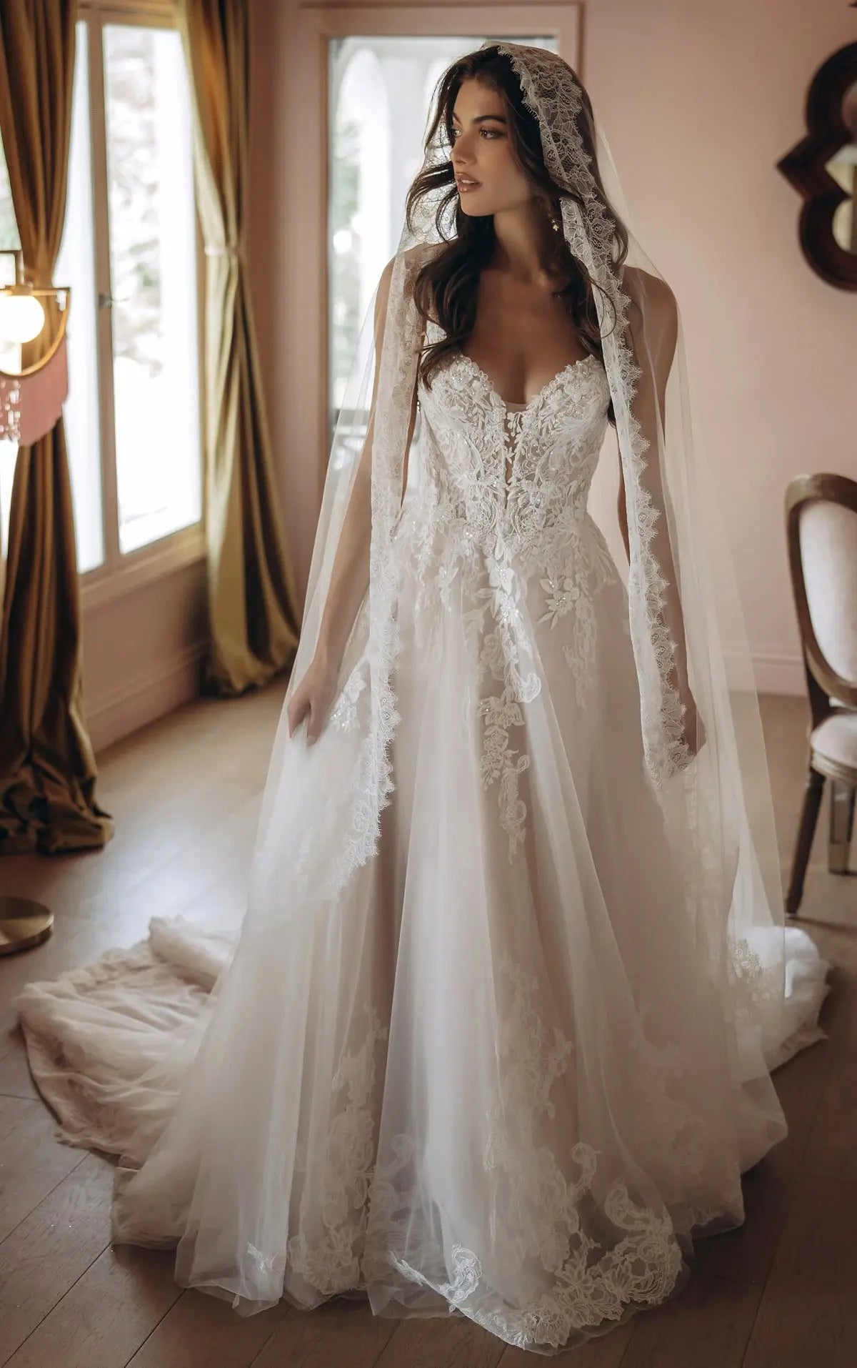 Olive Sy8293 wedding dress product view 4 | ForeverSolesBride