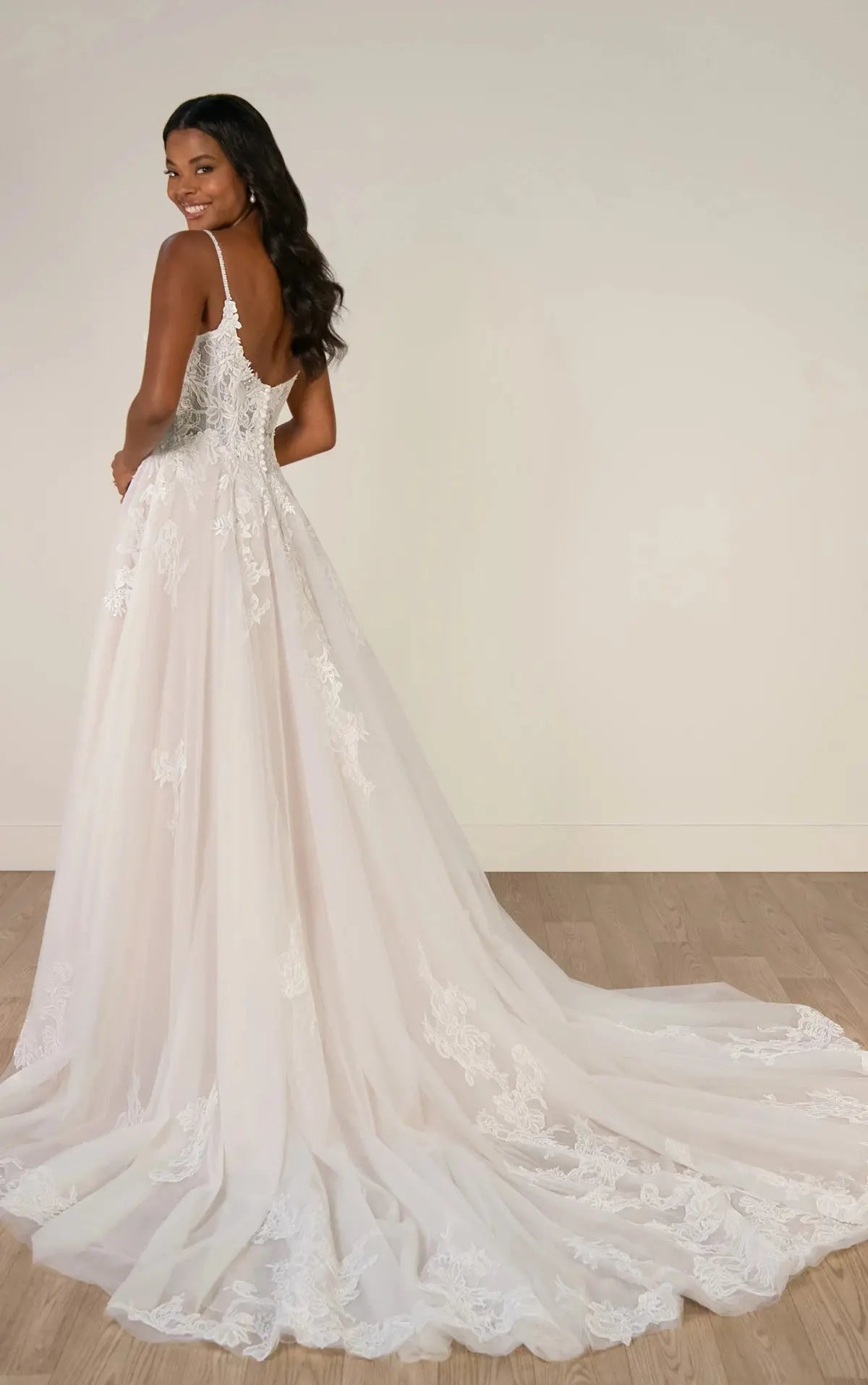 Olive Sy8293 wedding dress product view 7 | ForeverSolesBride