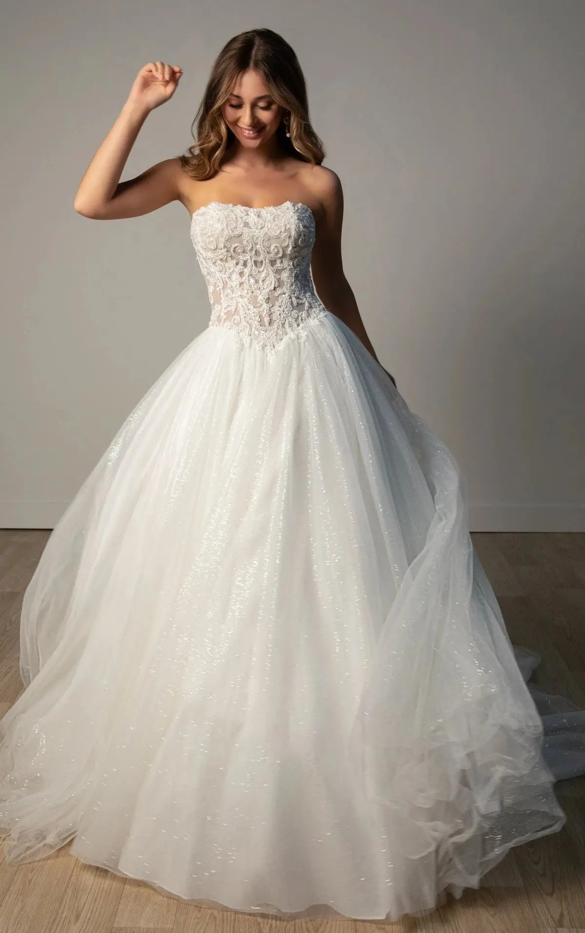 Orla Sy8301 wedding dress product view 2 | ForeverSolesBride