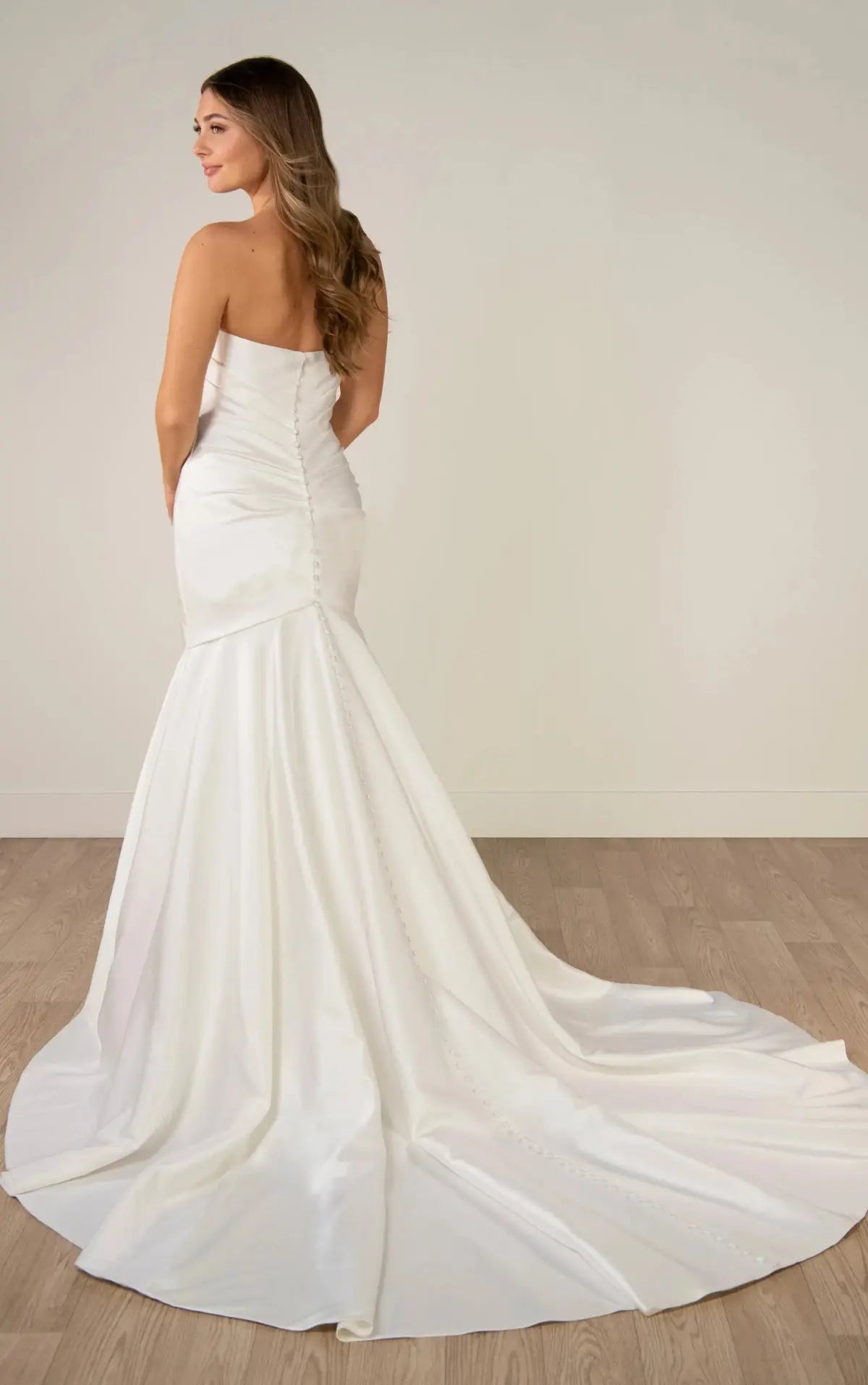 Robyn Sy8346 wedding dress product view 6 | ForeverSolesBride
