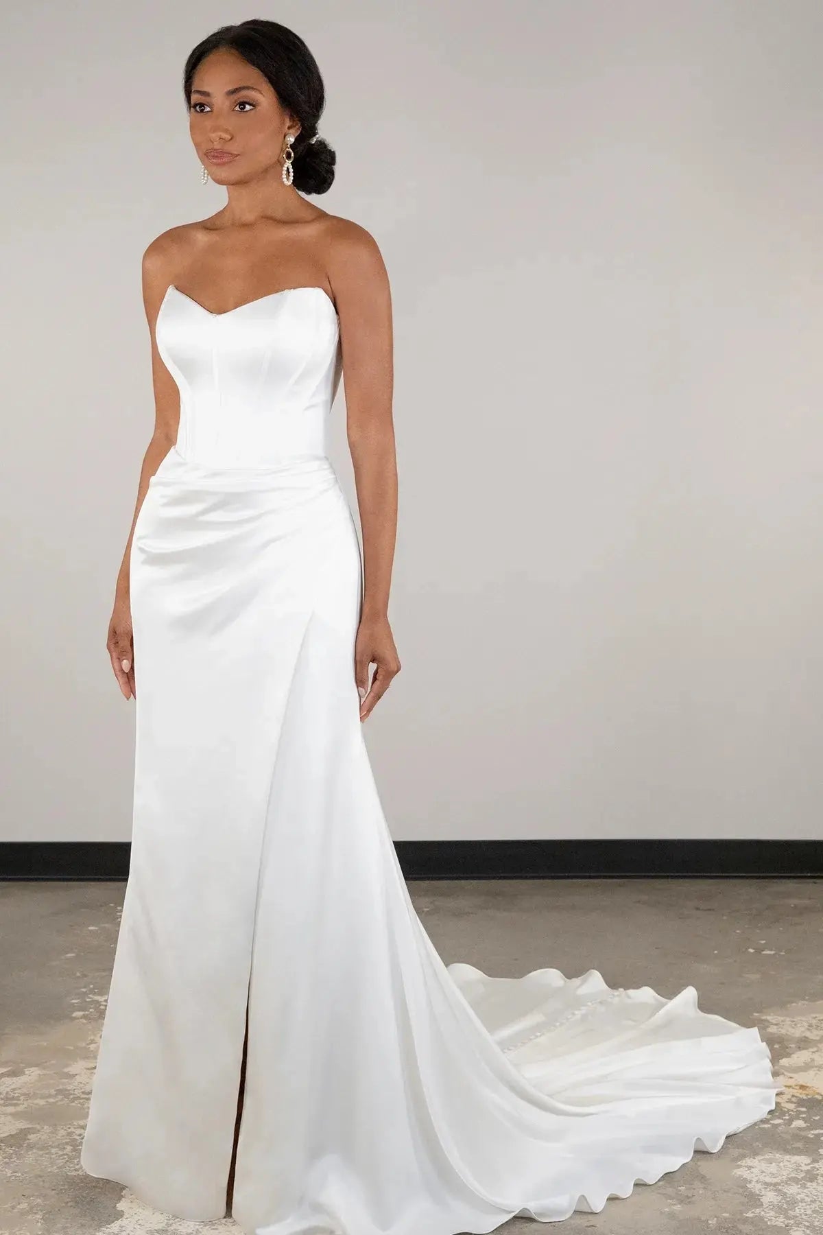 Roxy wedding dress product view 2 | ForeverSolesBride